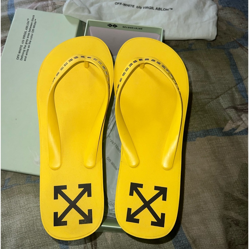 Off White Industrial Logo flip flops